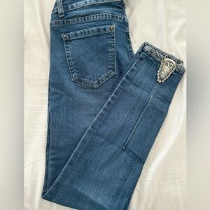 Lace / Rhinestone Ankle Jeans